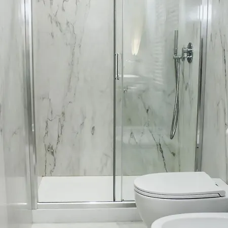 Serendipity - Duomo 4* Milan
